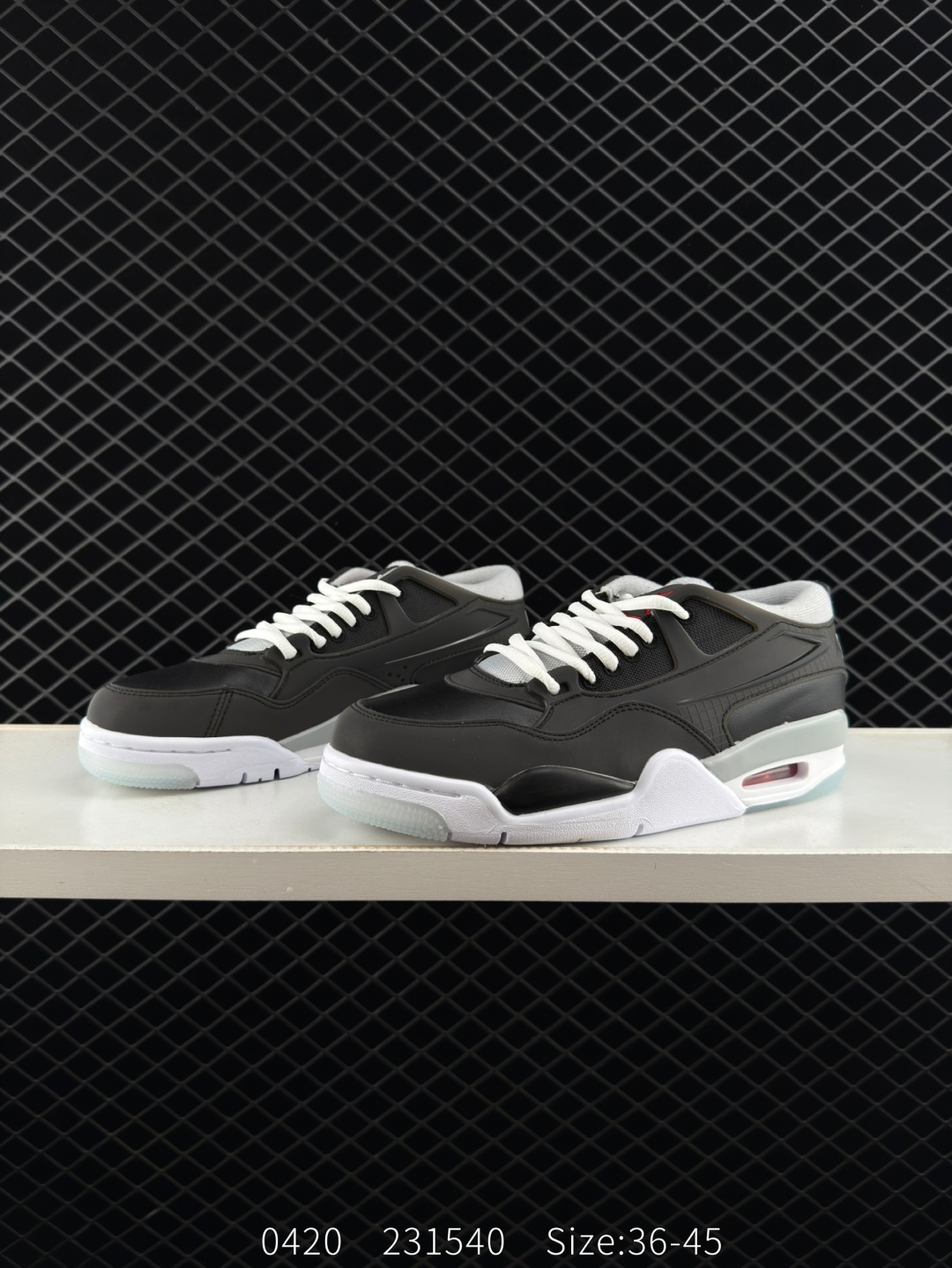 Nike Air Jordan 4 Retro